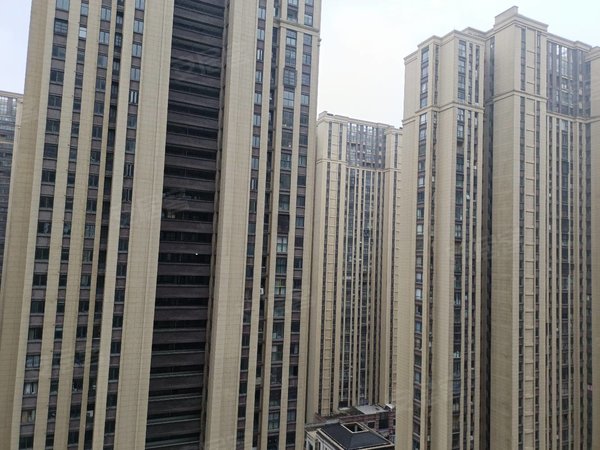 福州平潭金井湾世茂海峡城雍景苑如意城一期,电梯大四房,居家办公都可