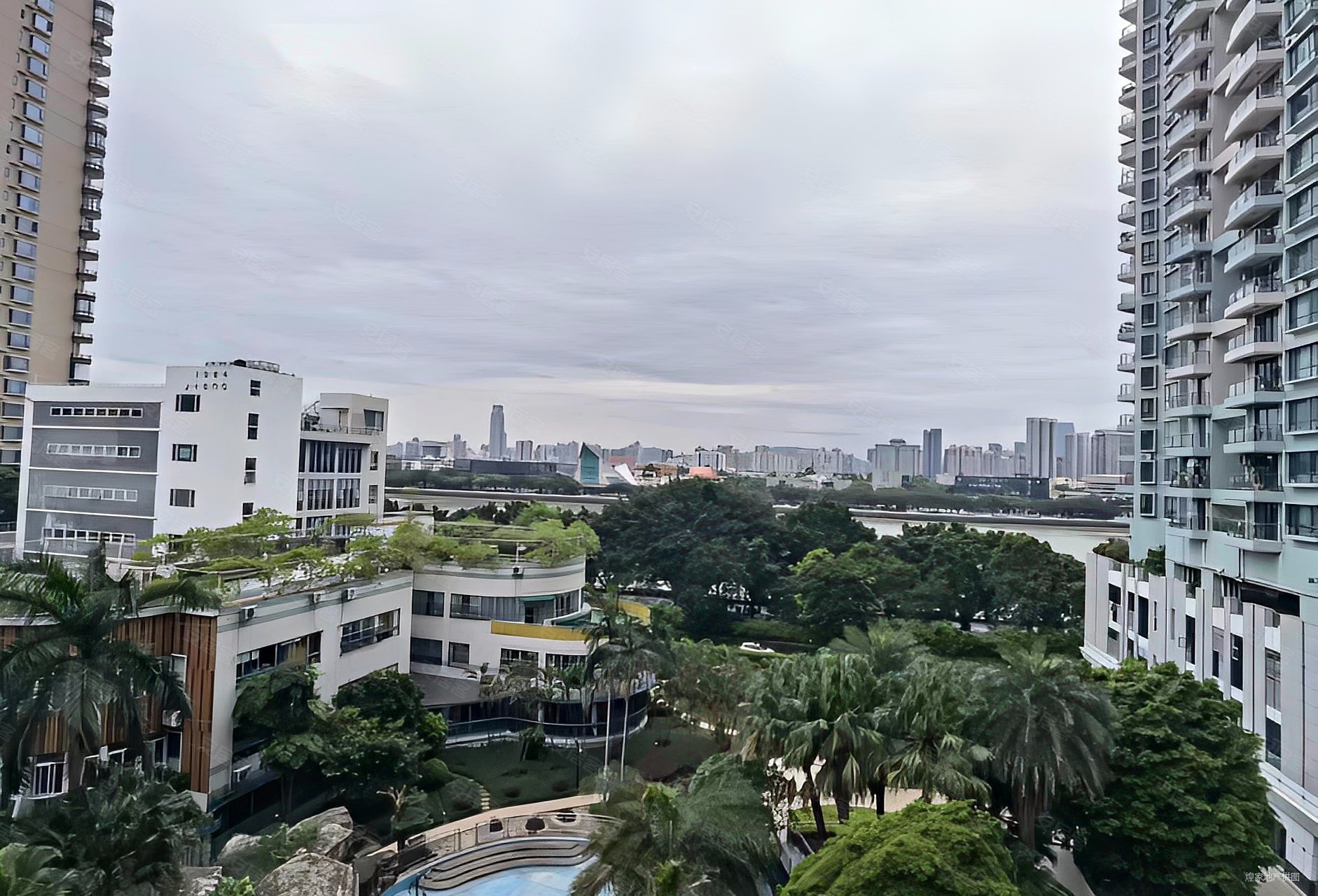 滨江东江边小区海琴湾宜利苑电梯大三房两卫单边望江