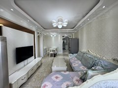 焦作解放解放城区政二街!四季花城精装两室临万达王府井丹尼斯天河公园报业国贸出租房源真实图片