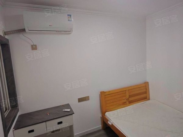 徐州新沂新华路新城花苑新城花苑，两室1500具家电齐全，拎包入住交通便利，有钥匙出租房源真实图片