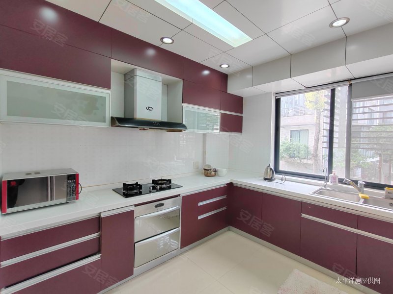 金地格林春晓(别墅) 联排 居住密度低 购物方便 南向采光好