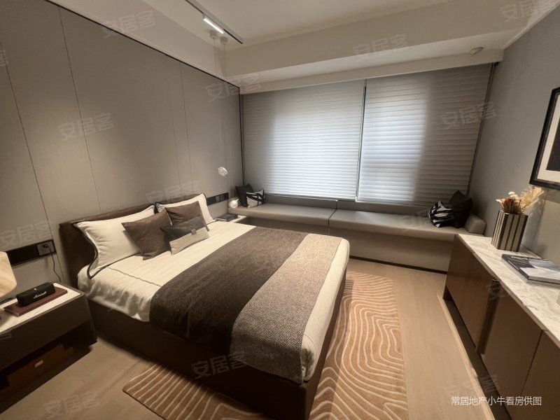 中海龙城公馆北区精装好房诚意出售