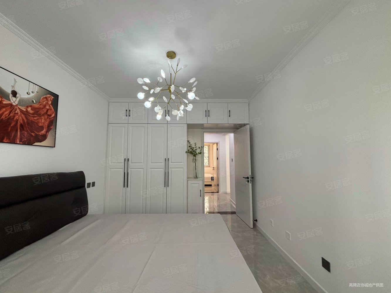 迎宾路壹号3室2厅1卫112.37㎡南北92万