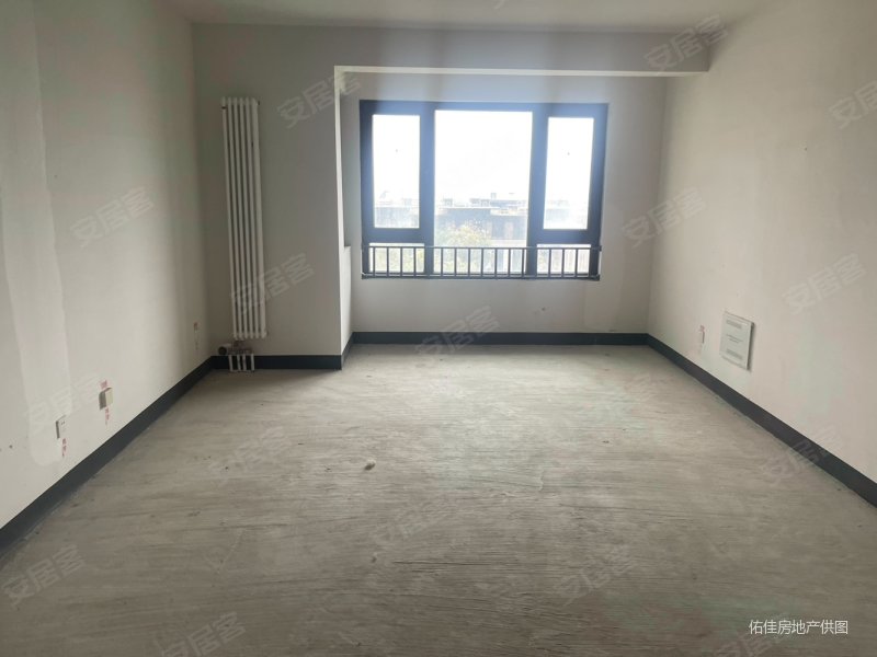 南北通透,富力新城云景庭苑二手房,72万,4室1厅,2卫,150平米-天津安居