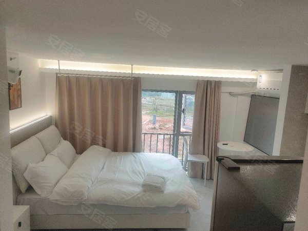 广钢新城,全新公寓,精装电梯一房,全齐家电,押一付一