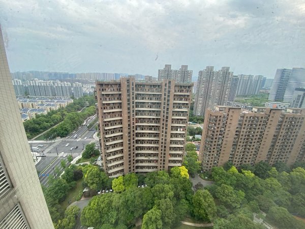 杭州滨江西兴欣盛东方郡(东区)东方郡精装修两房带地暖中央空调 房东