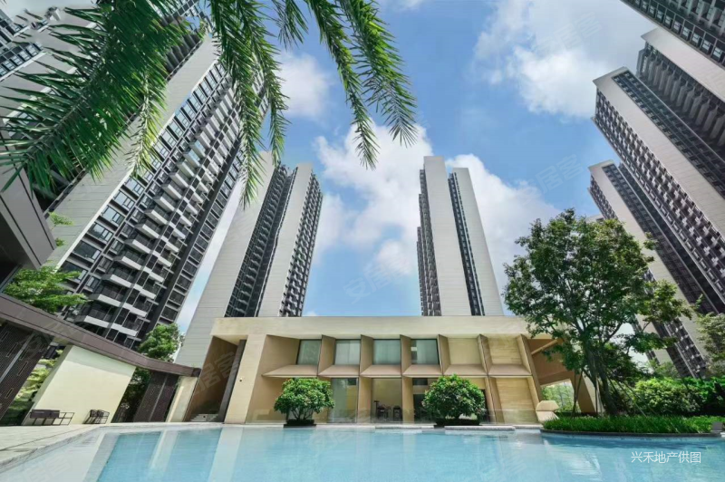 时代领峰 装修好 楼层采光充足 商品住宅 车位充足