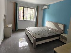 湖州吴兴西南新城()金湖人家靠近大门口主卧室带独卫出租出租房源真实图片