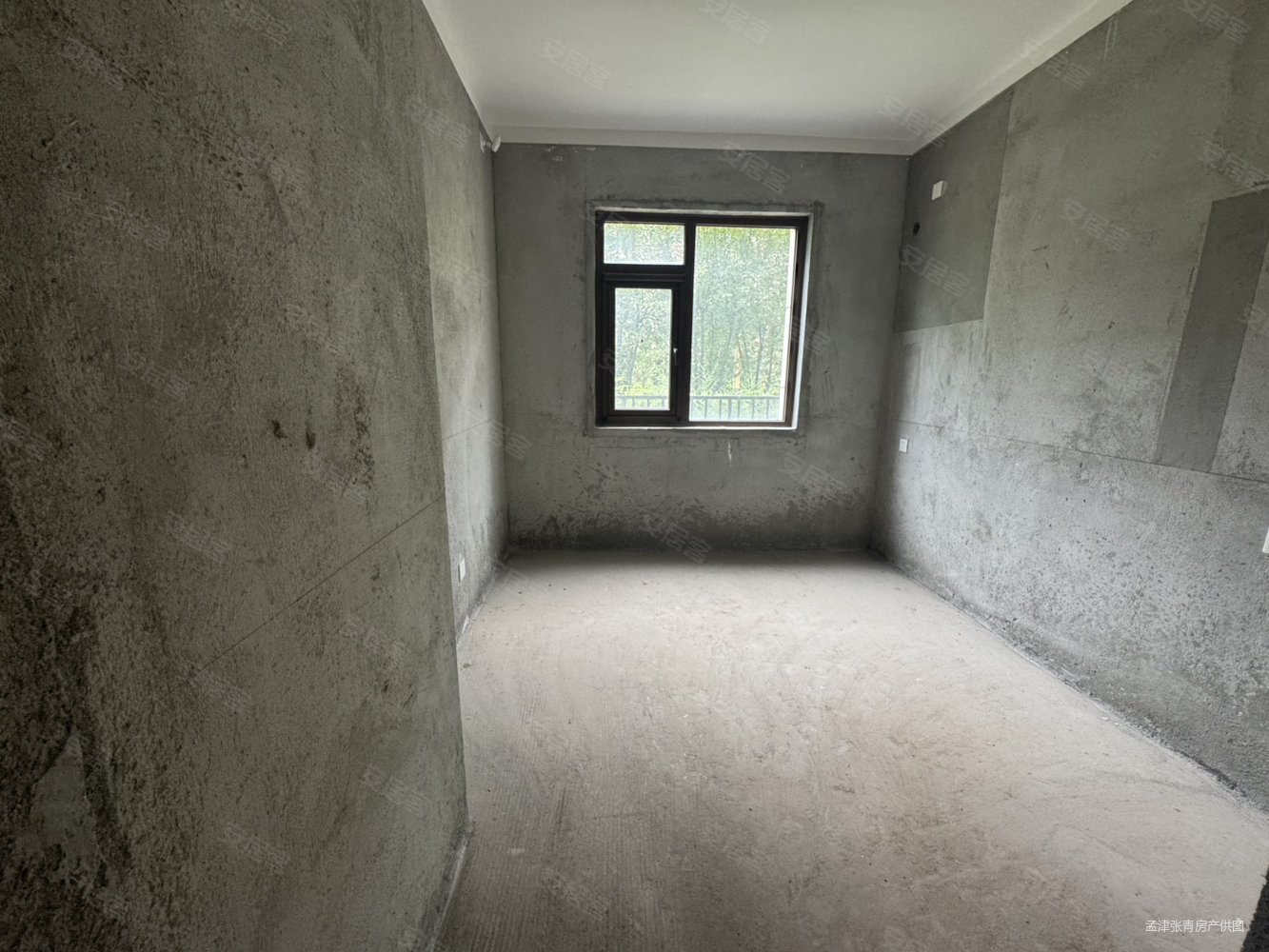 东方今典东方府6室3厅3卫144.53㎡南北120万