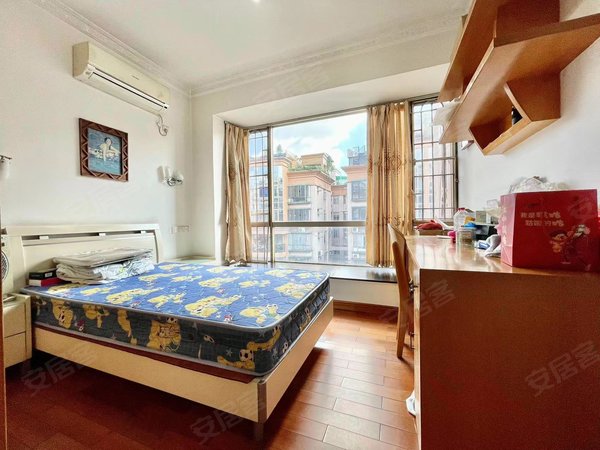 广州天河棠下骏景花园高层大复式  带露天花园 装修漂亮 随时可看出租