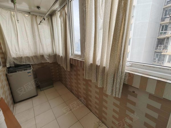 北京西城广安门外乐城乐城小区 红莲南路地铁口 白纸坊桥 客厅主卧带