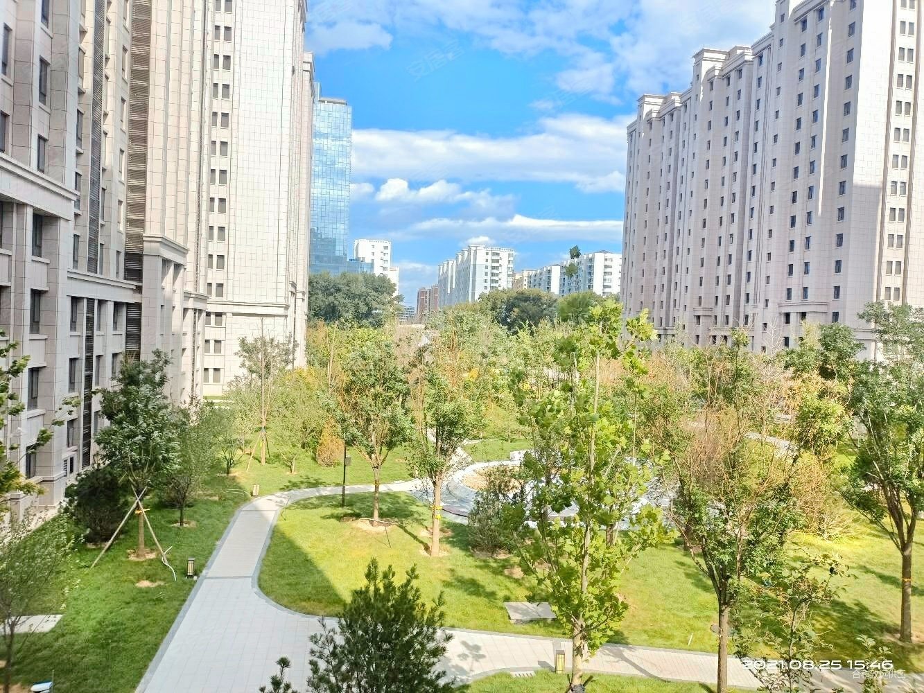 光信晋阳嘉园小高层院内八一出门公园财大小高层