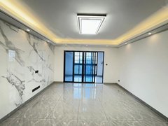 海口琼山府城品质小区,空房三房,车位足!椰海大道 湿地公园旁 椰海家园出租房源真实图片