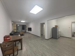 金坛西城八佰伴正南 3室2厅 金坛新天地 精装修出租房源真实图片