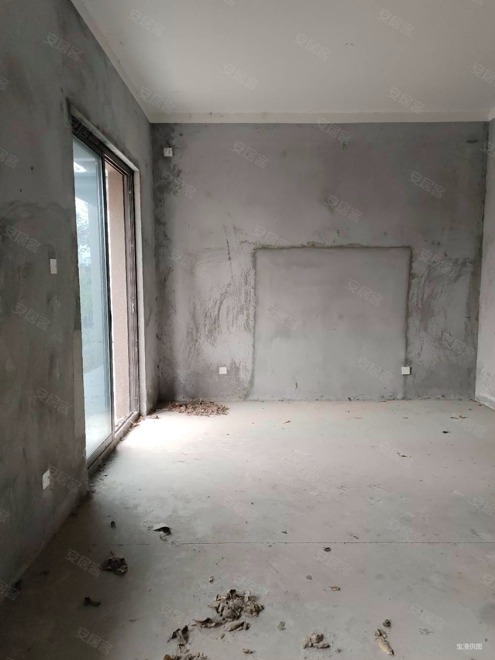 余姚漫悦湾(四期别墅)4室2厅2卫128㎡南北260万