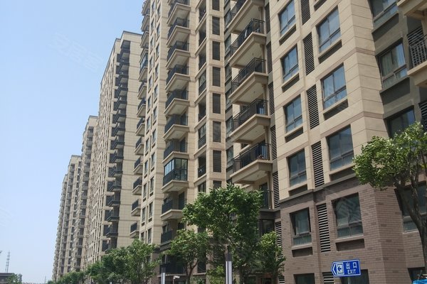 东方冠郡(公寓住宅)