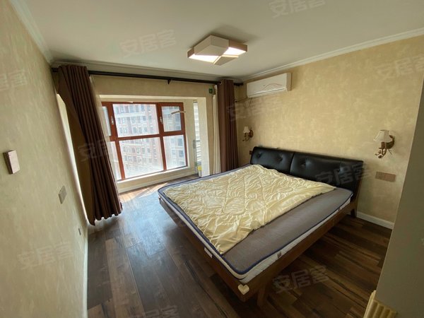 精装loft 氛围感爆满!近万象城!出租房源真实图片