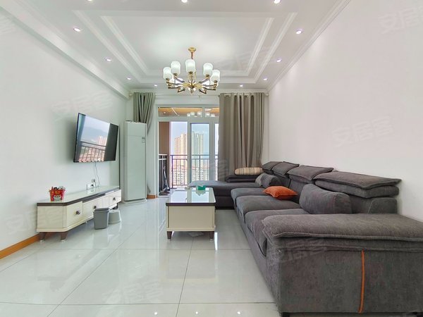 重庆渝北照母山康田蔚蓝海(d区)k3四房双卫 全新配置家具家电 大户型