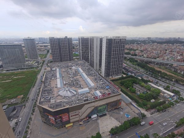 广州黄埔南岗佳兆业城市广场万达楼下,地铁口复式大四房三卫,业主急租