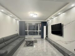 梅河口城区市中心泰德观塘电梯10楼110晴3室1卫2万1千元精装包取暖物业！出租房源真实图片