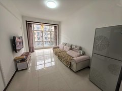 绥化北林万达季租 万达世纪方舟75平 两室一厅3楼 南北通透 家电齐全出租房源真实图片