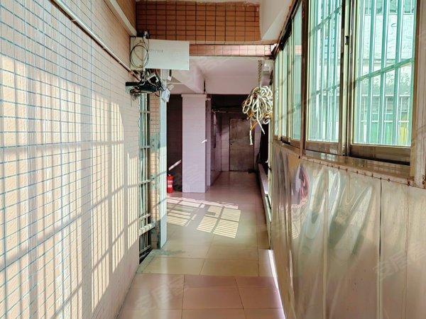 广州荔湾芳村龙溪大道287号小区很近地铁电梯单间厨厕独立 小区规划