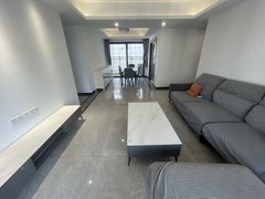 顺德北滘北滘商业广场领秀公馆精装修4房子出租,全新未入住,家私家电齐全,领包入住出租房源真实图片