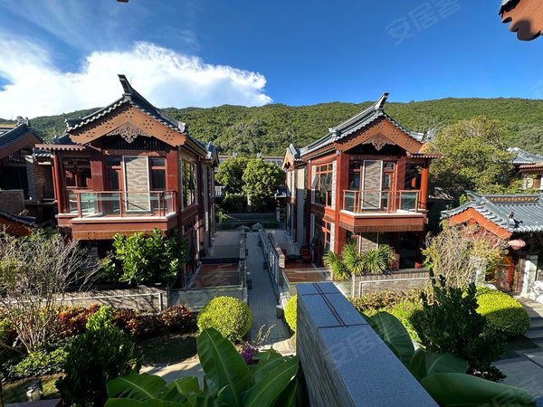 三亚吉阳水三千华皓亚龙府(别墅)亚龙湾华皓亚龙府 独栋中式泳池别墅