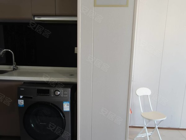 金华金东多湖万达广场万达广场精装两室，办工工作室，居住，交通便利，周边配套齐全出租房源真实图片