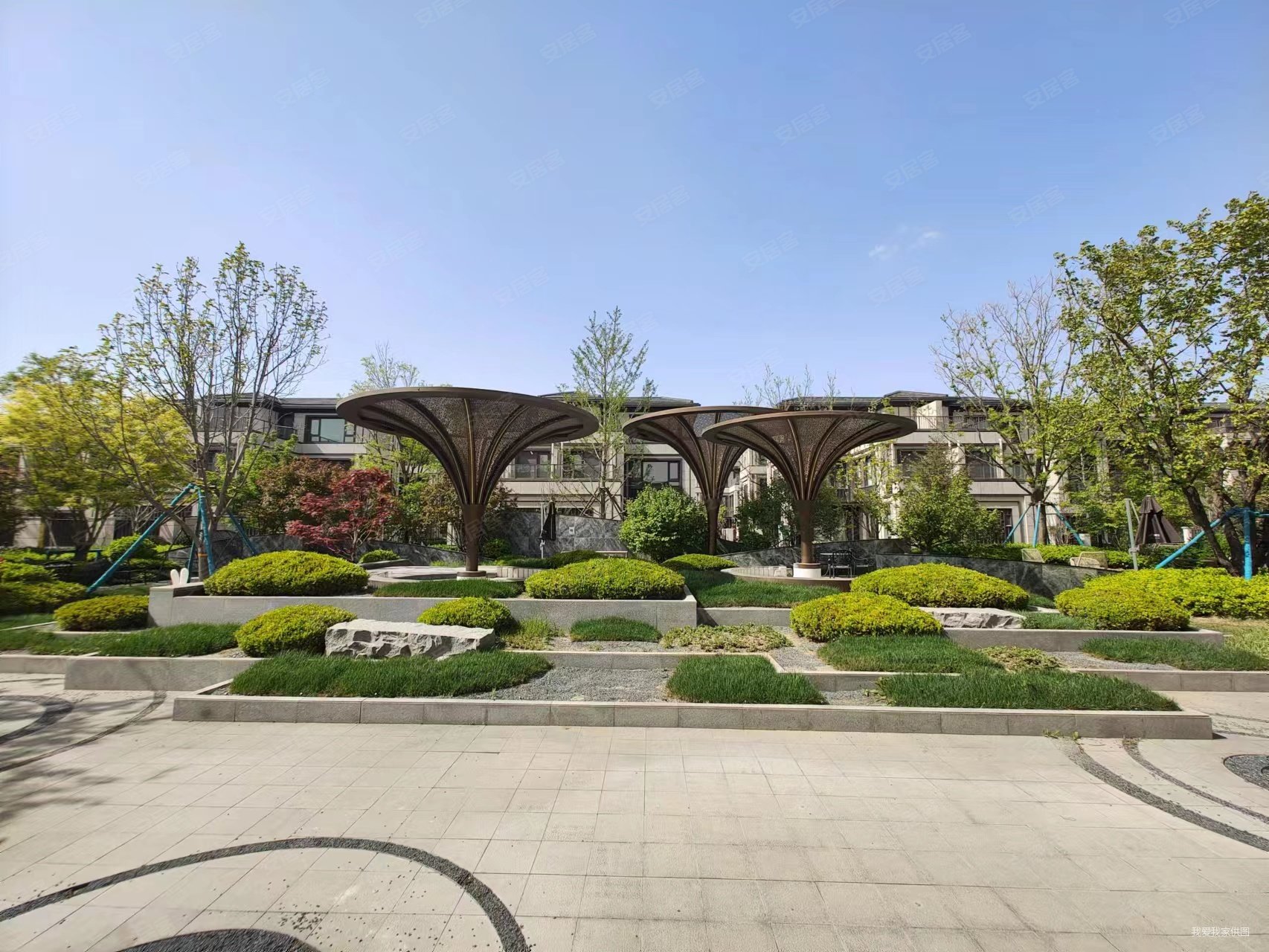 路劲御合院4室3厅3卫170㎡南北470万