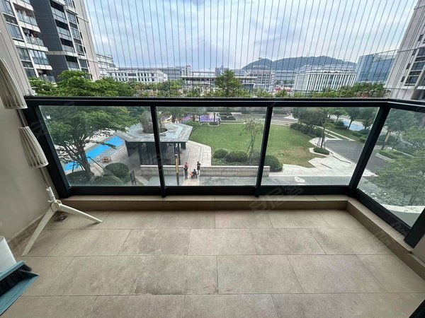 看花园,悦海花园三房89平带空调出租,安静舒适,看房方便