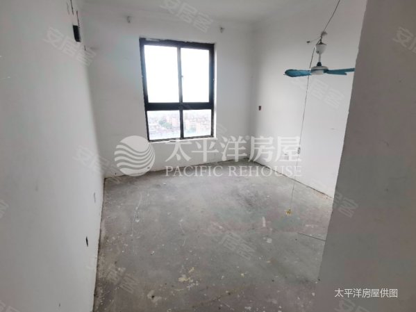 保利叶上海(二期公寓住宅)3室2厅2卫93.68㎡南北388万