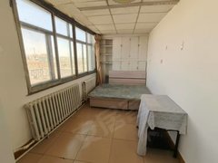 兴安盟乌兰浩特五一广场百货大楼东方广场附近,市里,禁止养宠物随时看房随时入住出租房源真实图片