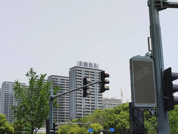 学府新城 精装入住 家电齐全800急租  江桥多小区房源均有