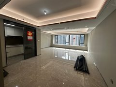 大连中山东港东港绿城 8米大开间 三室两卫 有可配家具的 出门地铁站出租房源真实图片