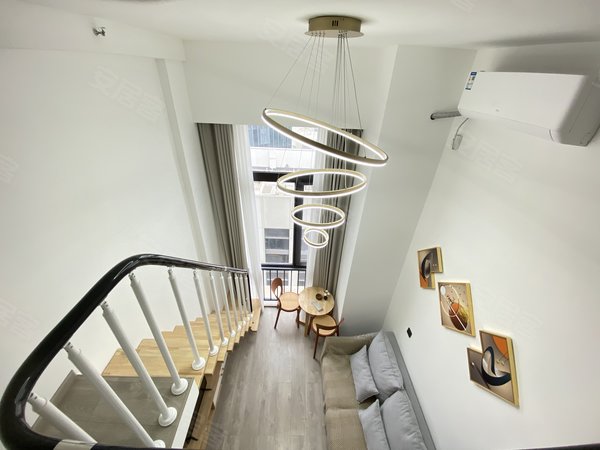 成都双流华府万科天府梦想城(商住楼)怡心湖 精装loft 5号线 南湖立交