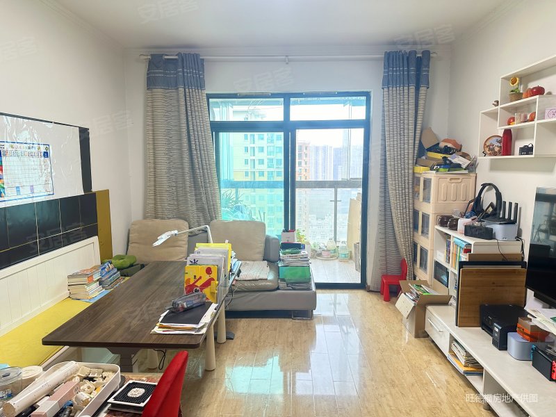 南益巴黎豪庭 双卫格局 大两居 商品房 出行方便 购物方便