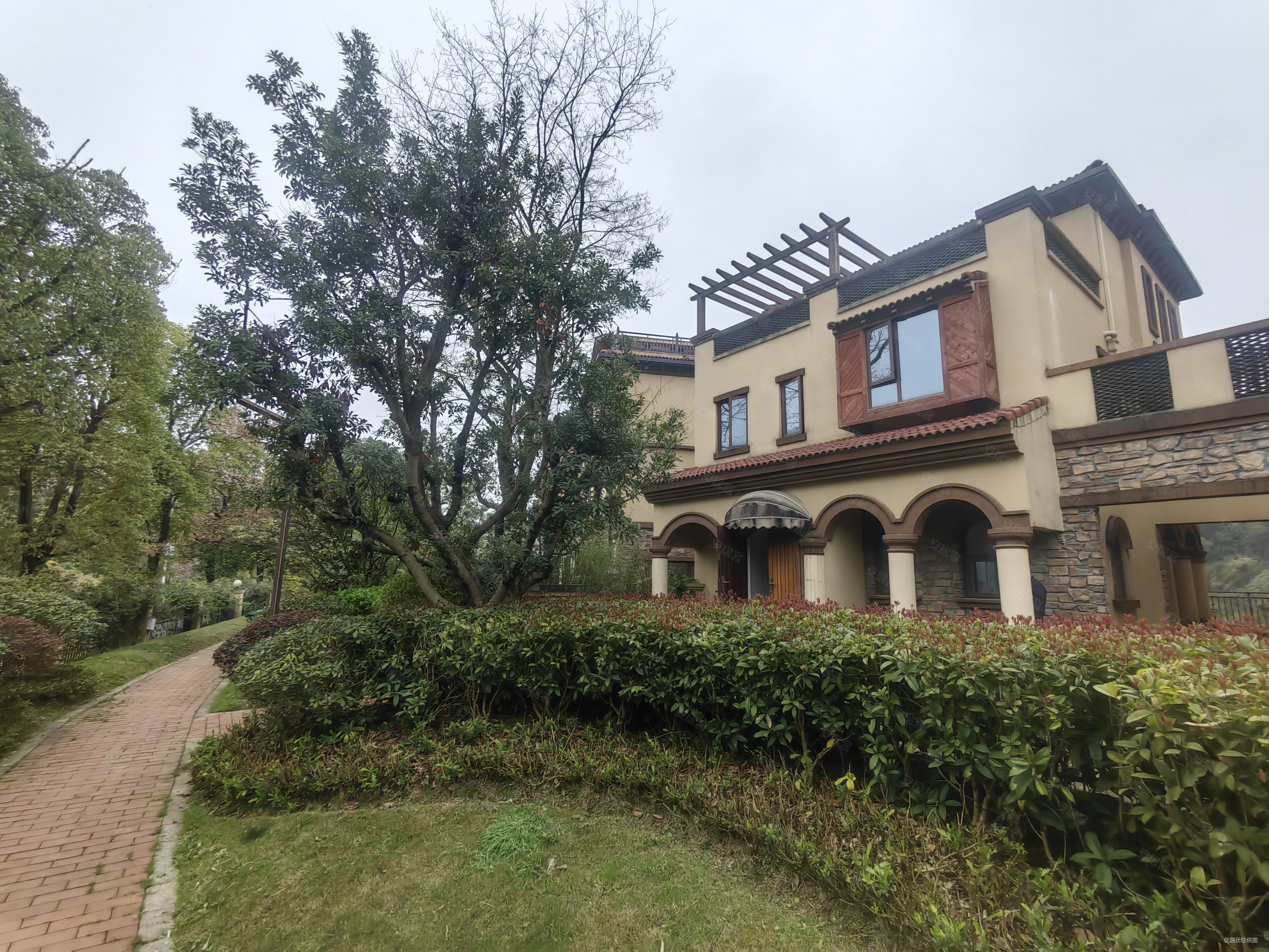 保利公园独栋别墅花园500平 前后无遮挡 电梯4层 随时看,保利公园2010