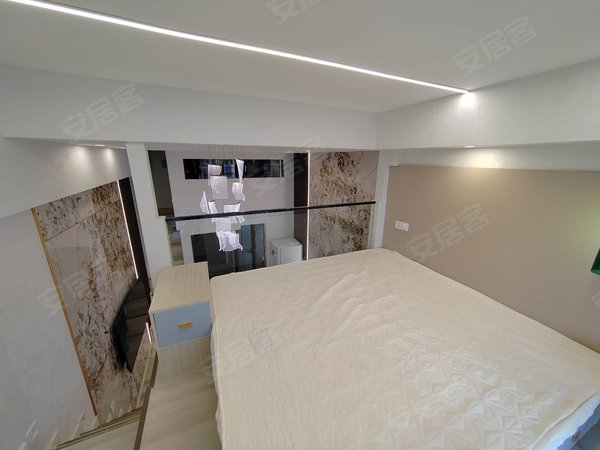 西安高新区高新一中华海大厦高新医院 团结南路 希尔顿欢朋酒店 带