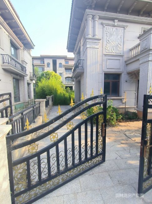 郑州碧桂园二期湖光山色(别墅) 双拼 近地铁 市政供暖