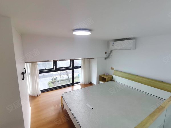 地铁口拎包入住两房公寓!海伦广场新出房源出租房源真实图片