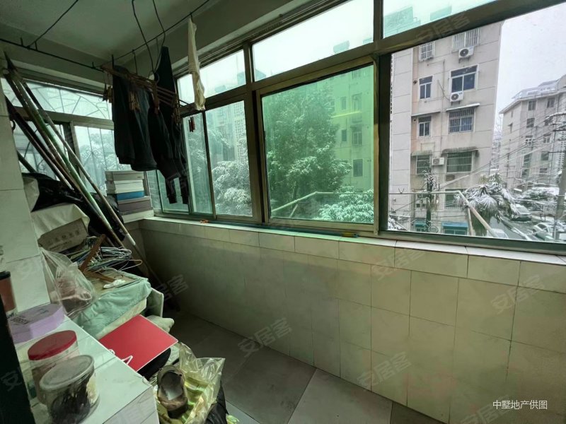 低价好房 西边户三房 厅带大窗户采光嘎好 楼层交通方便,桐江新村二手