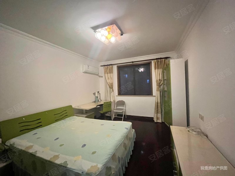 4.20实拍!东外滩渔人码头 丹阳路口  一梯两户 可做三房