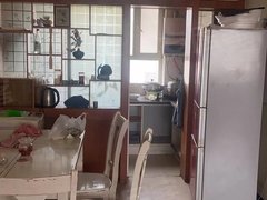 阿拉尔金银川路塔里木商贸城金色家园 2室2厅1卫 周边商圈成熟 拎包入住出租房源真实图片