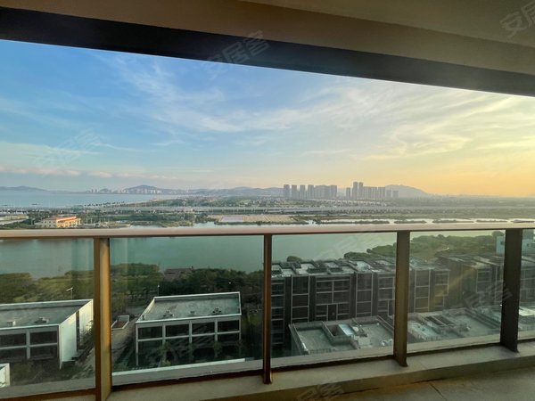 珠海金湾航空新城金湾海玥湾全新海景房首租,品牌家电家私,高端大平层
