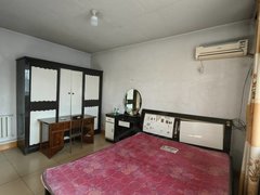 宁阳文庙街道文庙世纪城北门步行街 家具家电齐全 停车方便 租金便宜 房子干净出租房源真实图片