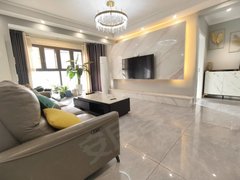 钟祥钟祥城区钟祥市区红星时代广场 全屋暖气精装大气3房 四台空调拎包入住出租房源真实图片