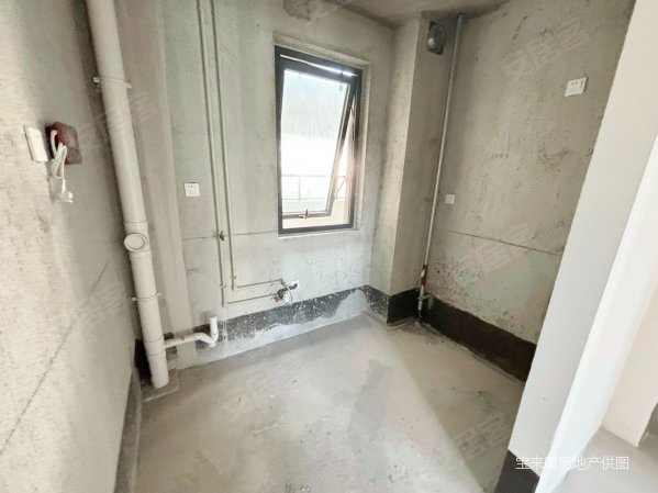 急急急急急 黄浦花园 全新小区 全新毛坯 有钥匙 急售