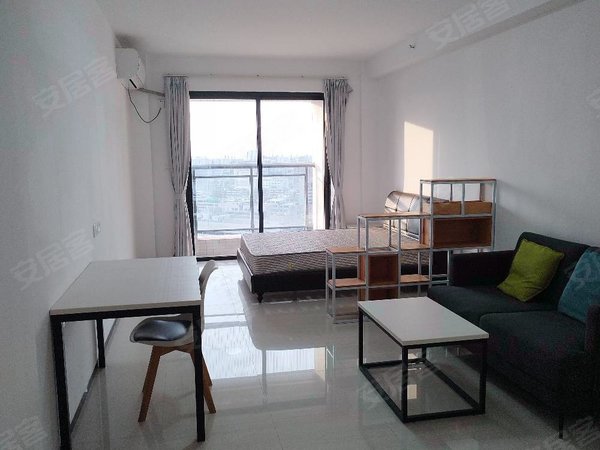 佛山禅城同济路越秀岭南隽庭(商住楼)平层大单间,足够宽敞!