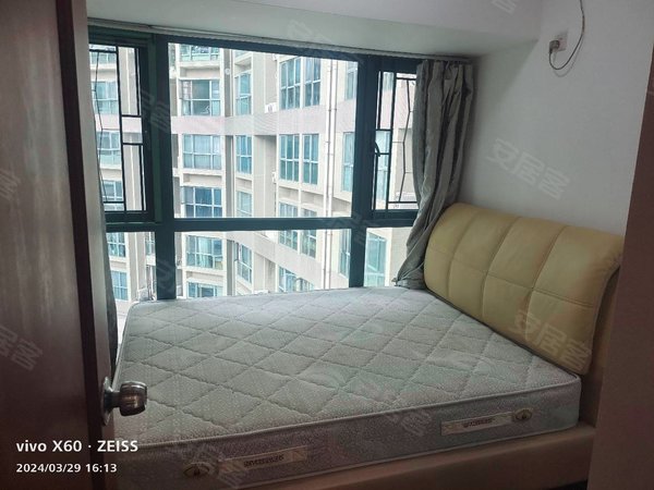 【多图】阳光绿地家园,翠竹租房,超大阳台看泳池精装修3房全齐出租看